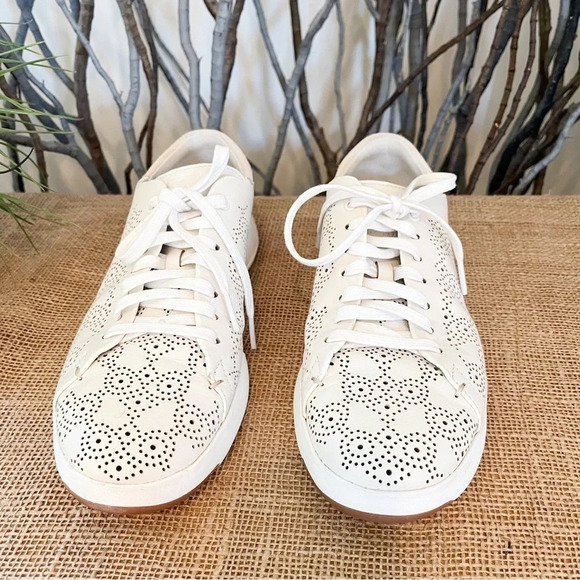 Cole Haan GrandPro White Perforated Sneaker Size 10 Women’s - Picture 3 of 14